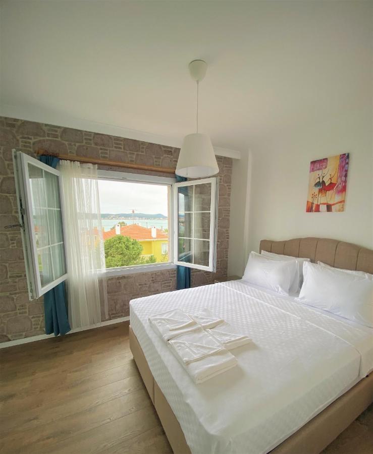Cunda Kordon Otel Ayvalı Buitenkant foto