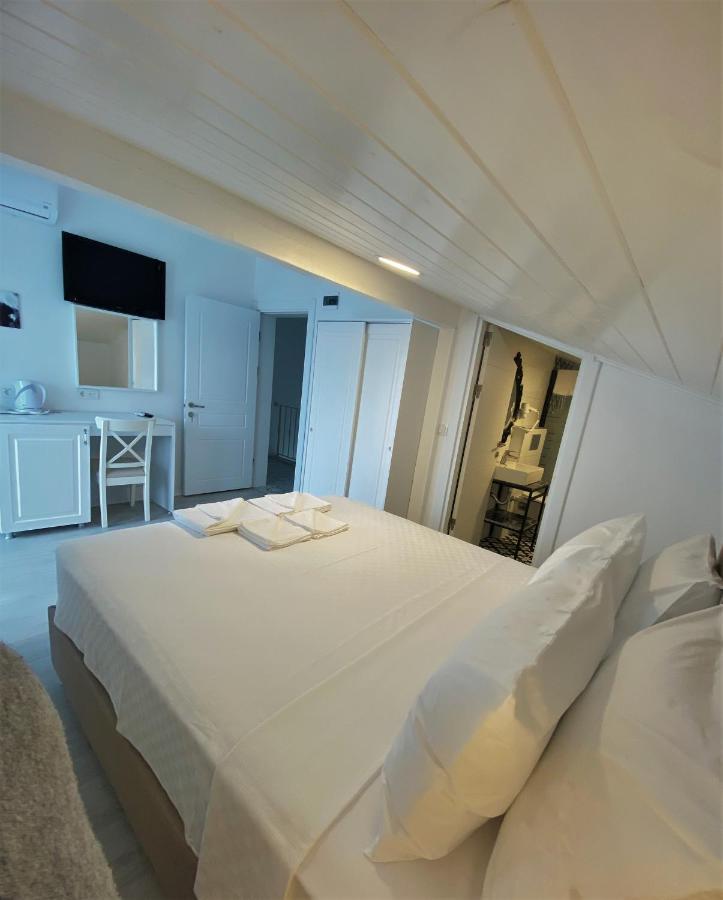 Cunda Kordon Otel Ayvalı Buitenkant foto